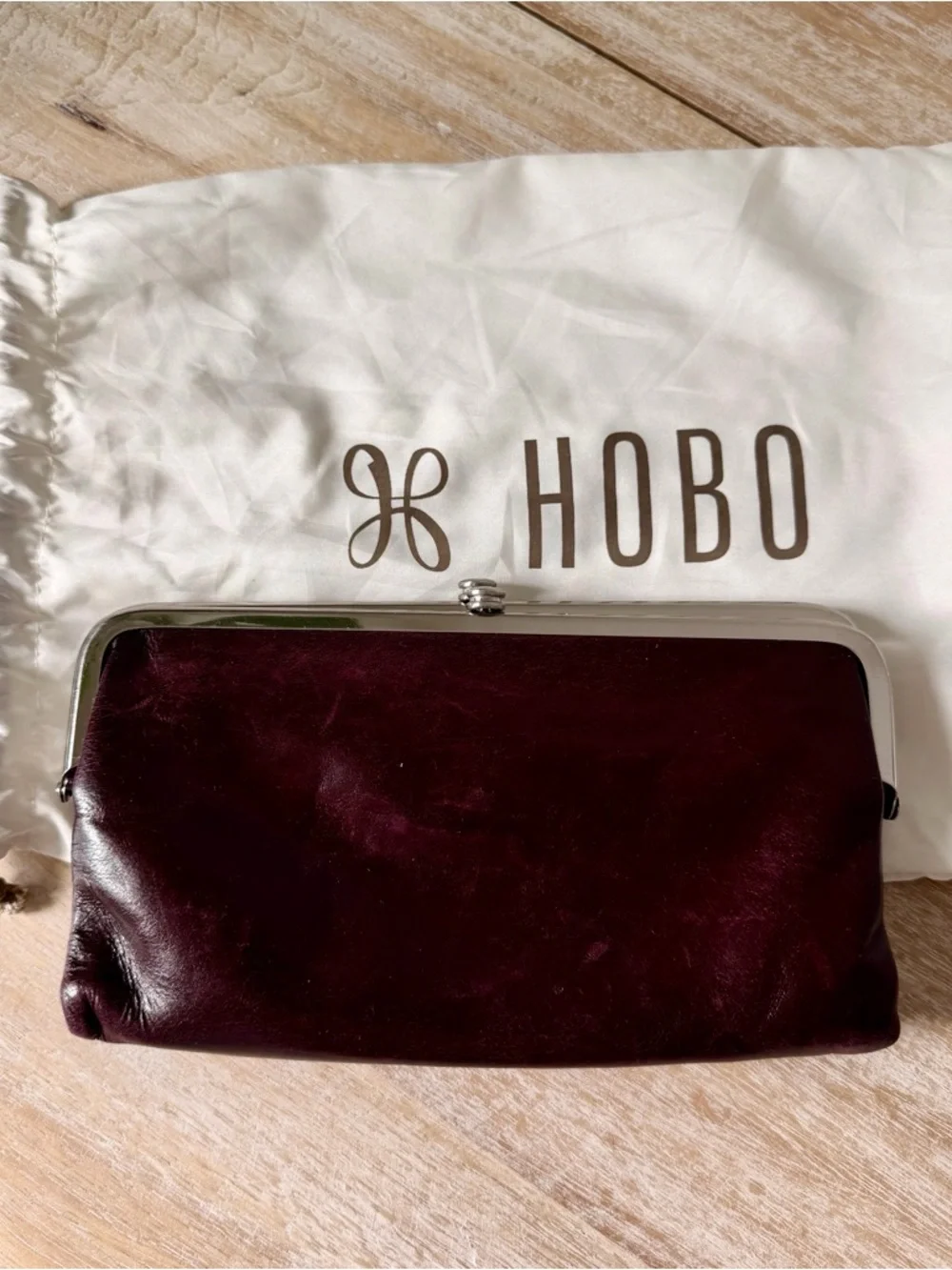 HOBO Leather Kiss-Lock Clutch in Burgundy - Picture 1 of 10
